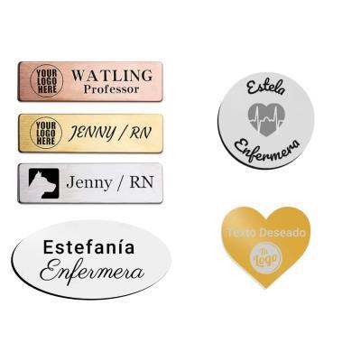 PLACA IDENTIFICACION DE PERSONAL CON IMAN O IMPERDIBLE