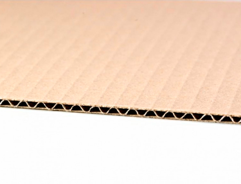 CAJA PARA EMBALAR Q-CONNECT AMERICANA CARTON RECICLADO CANAL SIMPLE 5 MM COLOR KRAFT 600X400X290 MM
